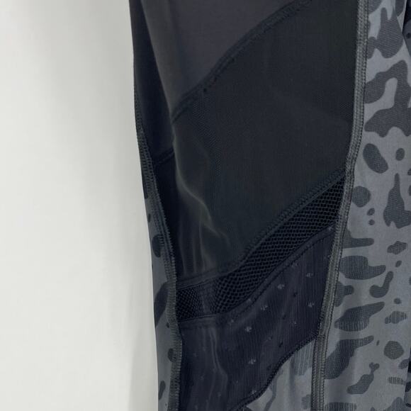 Lululemon Just Breathe Pant 30" Animal Swirl Deep Coal Black Size 8 - Picture 10 of 12